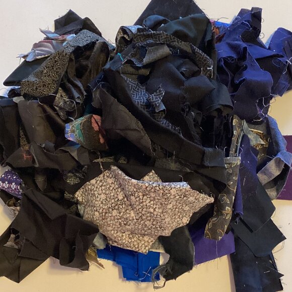 A Small Bundle Bag of Dark Colored Cotton Fabric Material Scraps Quilting Sewing - Picture 2 of 3